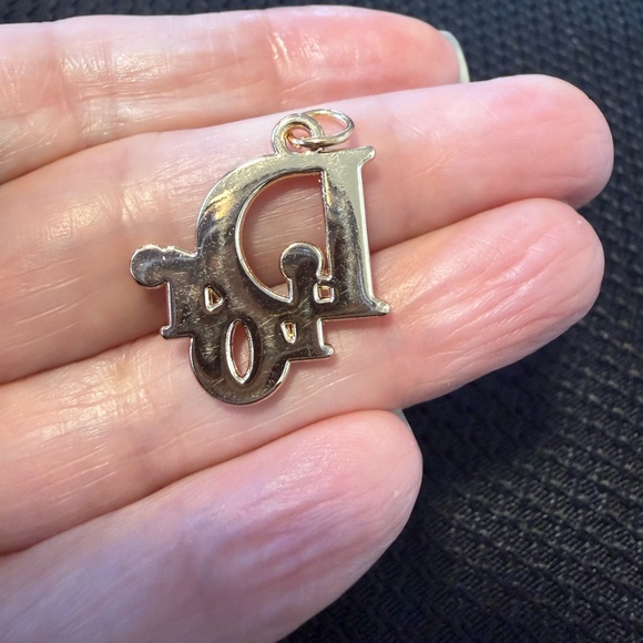 Dior Gold Toned Pearl Bag Charm Keychain - Picture 7 of 10